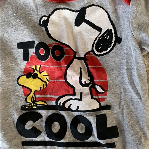 Peanuts onesie - Picture 2 of 2